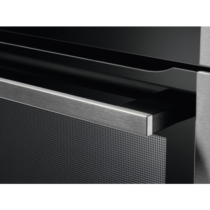 AEG 6000 Series BCE556060M Steam Bake Electric Single Built in Oven with Retractable Dials in Stainless Steel